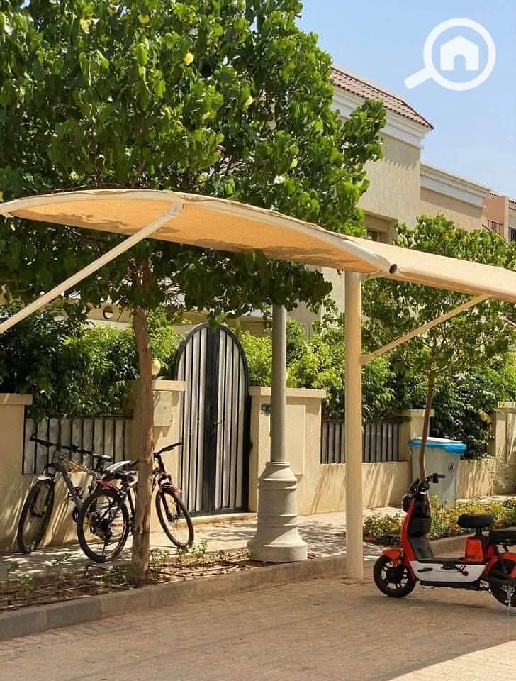 4 537505871_1301022808152945_7473721308327294830_n. jpg