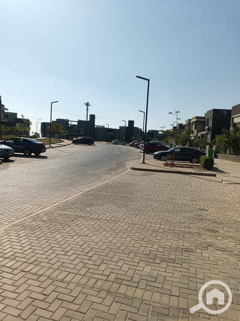 6 WhatsApp Image 2025-11-12 at 12.25. 55 (1). jpeg