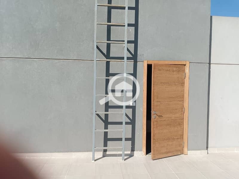 14 WhatsApp Image 2025-11-12 at 12.25. 52 (2). jpeg