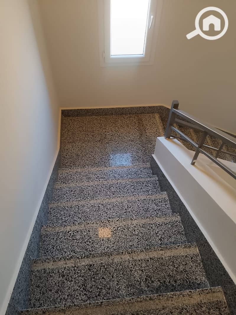 15 WhatsApp Image 2025-11-12 at 12.25. 52 (1). jpeg