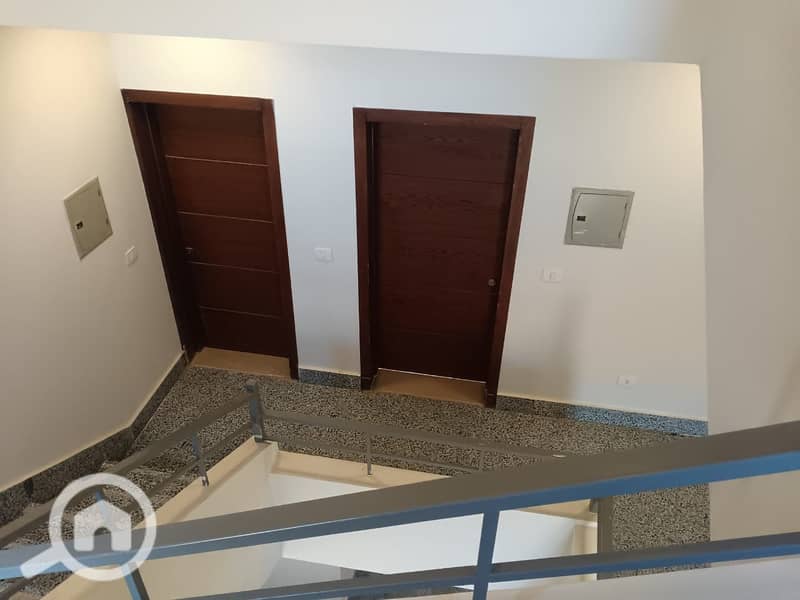 17 WhatsApp Image 2025-11-12 at 12.25. 51 (2). jpeg