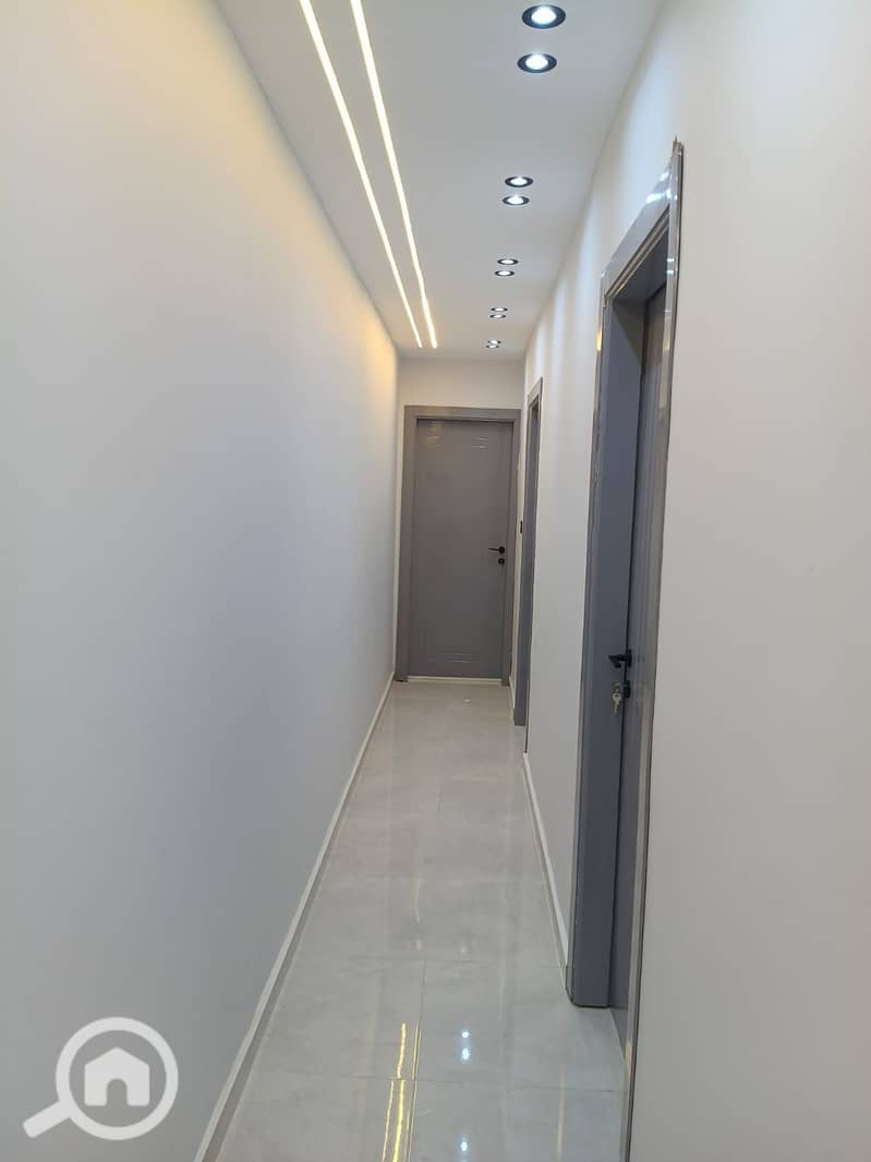 5 WhatsApp Image 2025-11-04 at 15.53. 06. jpeg