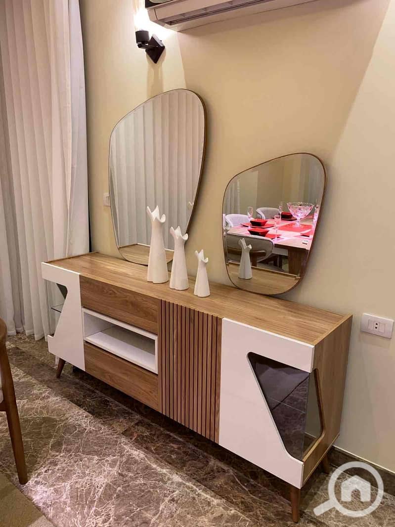 7 11e2c870-99b7-4c9a-9785-6ac24dbec1cf. jpg