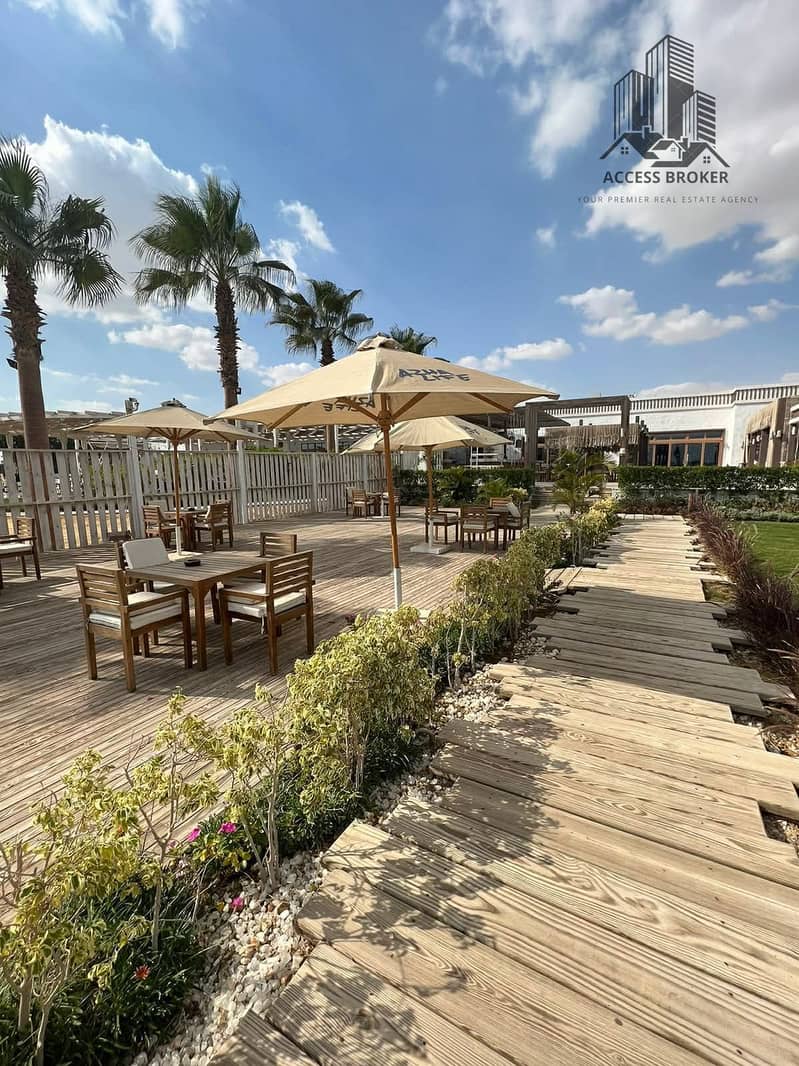 9 c43ca372-7548-4828-a25f-edd097ad8e40. jpg