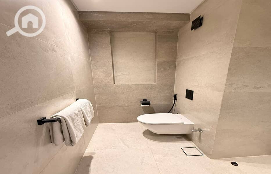 28 IMG-20251204-WA0044. jpg