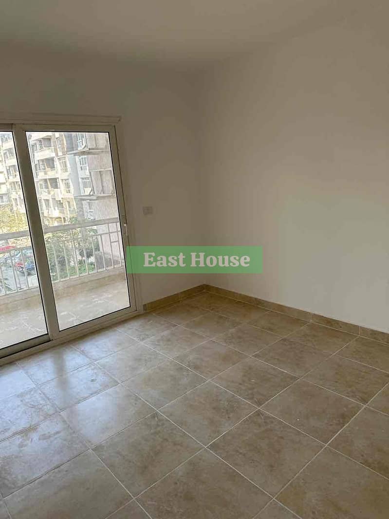 12 6c4ceb14-5595-4082-8881-732d81a59e22. jpg