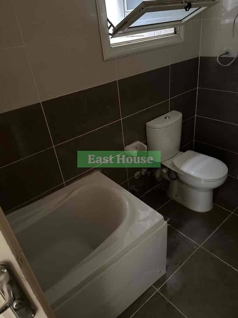 17 20f285b9-6584-4950-a154-cd5583bbc665. jpg