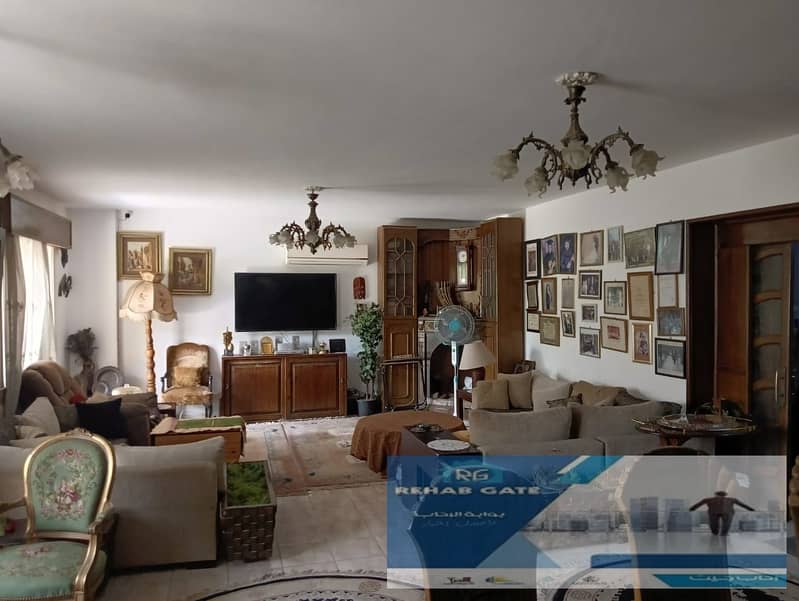 8 4e51b331-8751-4213-bcf9-d0d24eaa811f. jpg