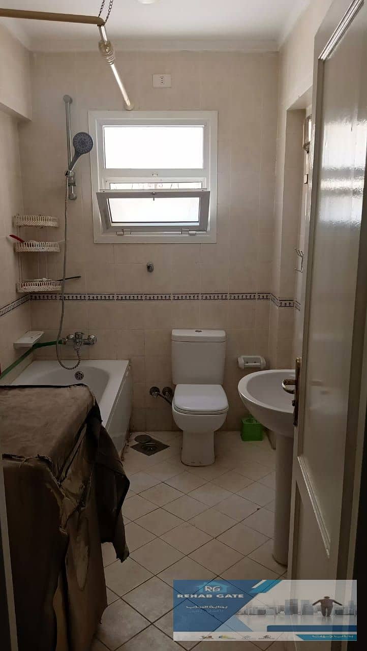 12 51e0d606-a0e4-46d2-8d02-c316cc57c0c2. jpg