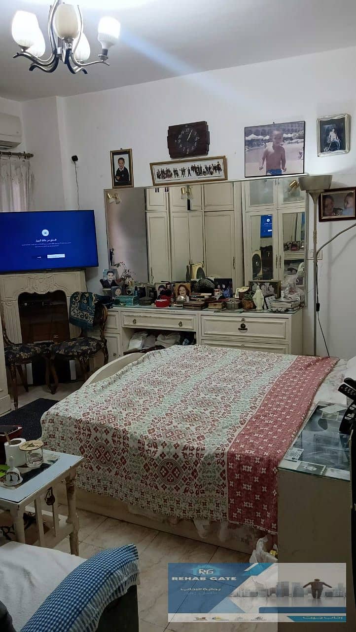 16 c1207e74-592d-4e54-a1e4-4a72b9898b0b. jpg