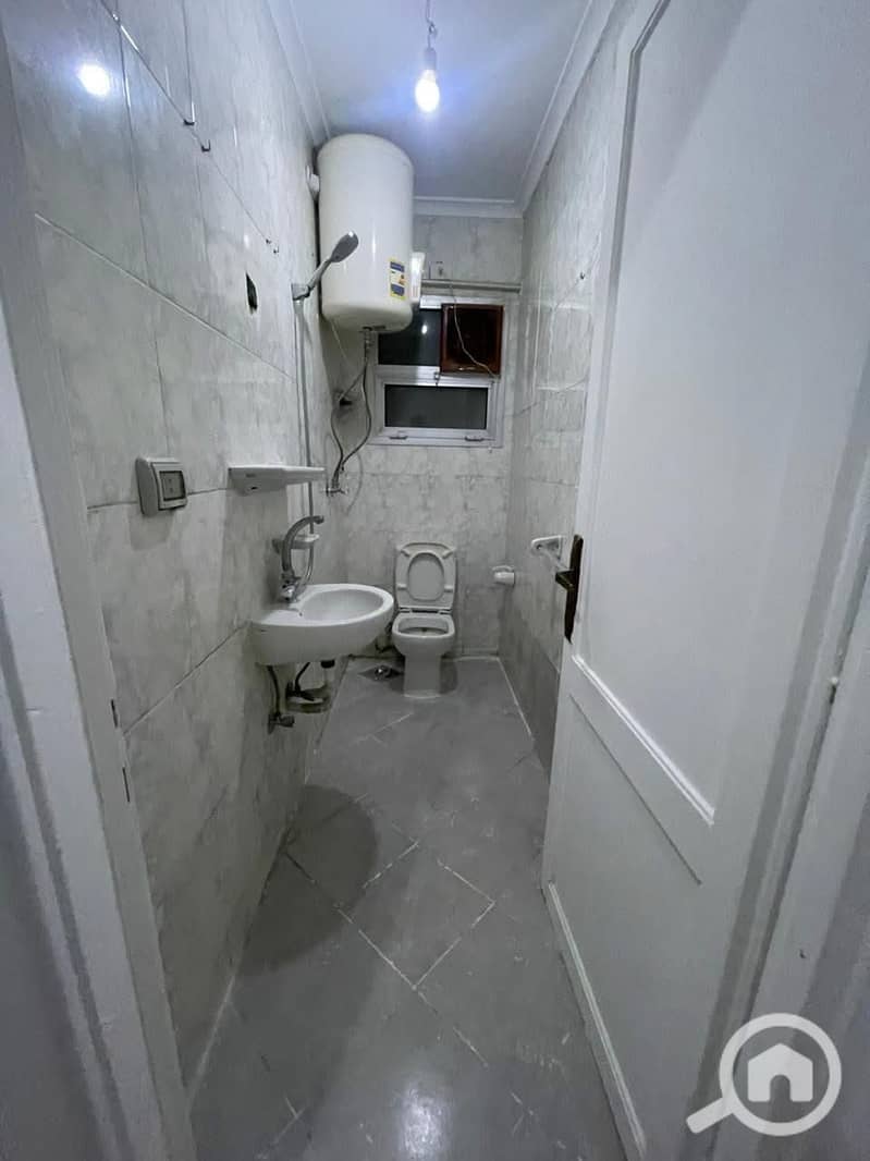 6 21b6c278-22dd-40e4-948d-584caa0e49b7. jpeg