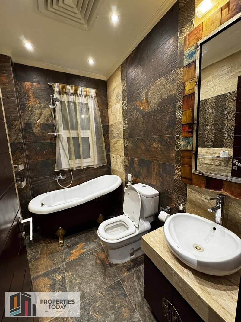 9 PHOTO-2025-11-25-12-29-57 2. jpeg