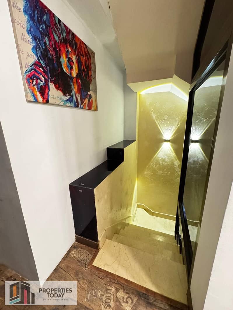 12 PHOTO-2025-11-25-12-29-58 5. jpeg