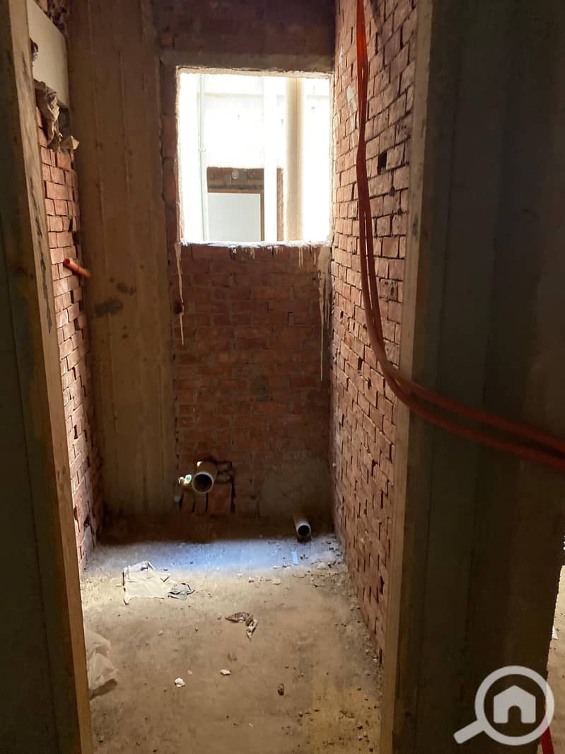 9 afb95e4a-3c13-465d-924f-d5f6c223a37b. jpeg