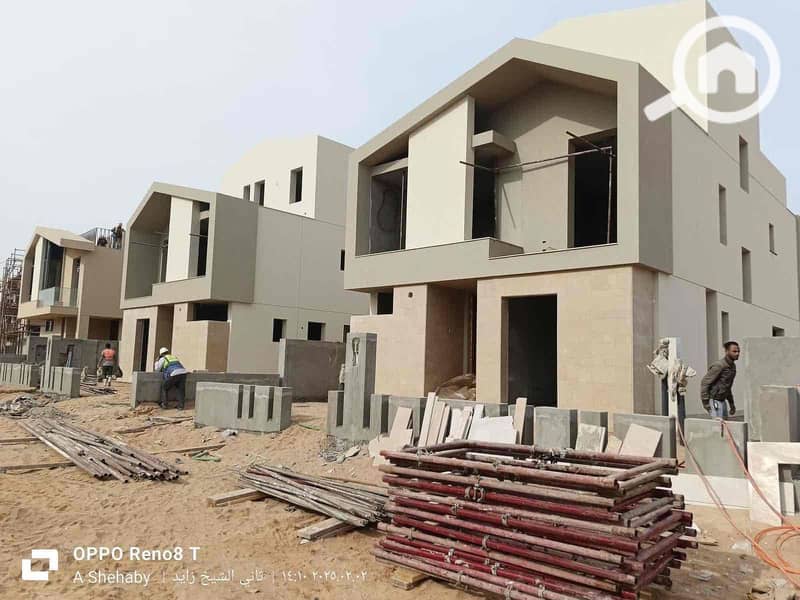 7 d58b085a-fad8-480e-a681-d3cbee7ba92f. jpg