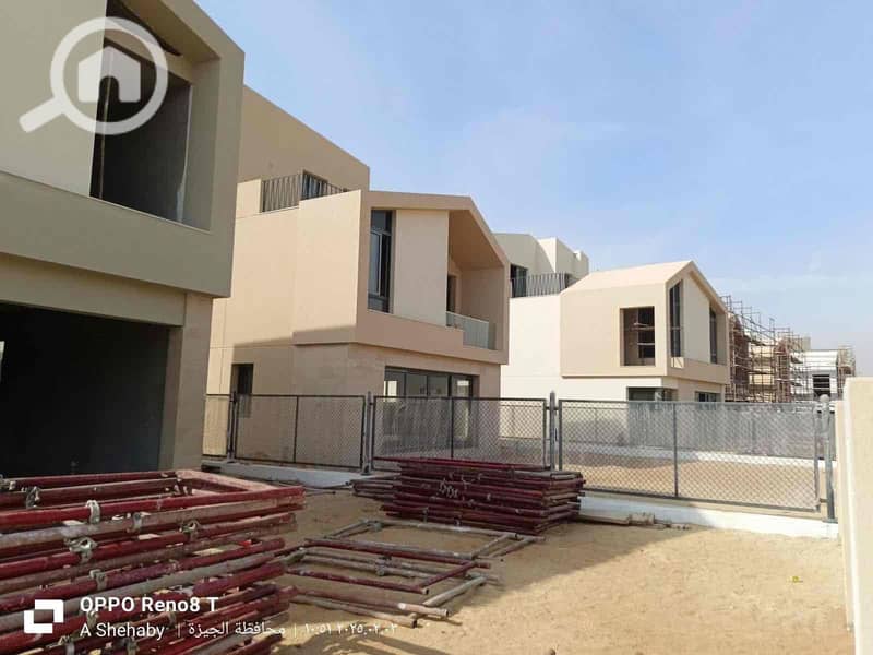 10 b88e6943-274b-4269-8a76-345cbb5348f4. jpg