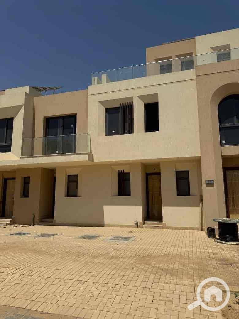 15 60895ff5-98c5-476b-a088-90135ae4289a. jpg