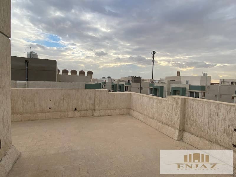 13 81a63dee-743c-4733-846b-3f2a39aa650e. jpg