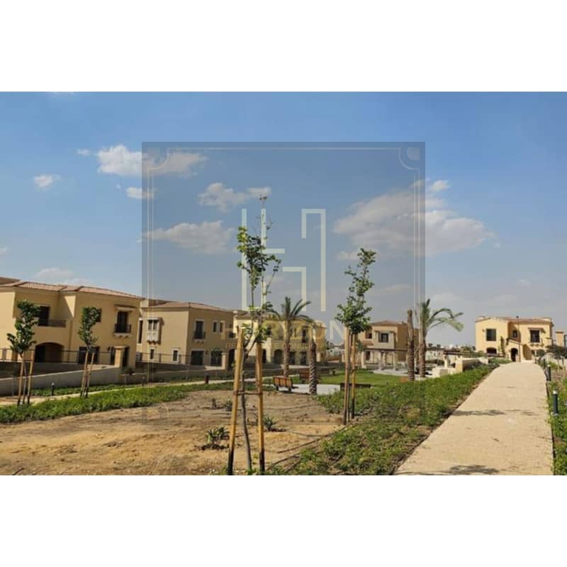 9 8233621-8bb53o. jpg