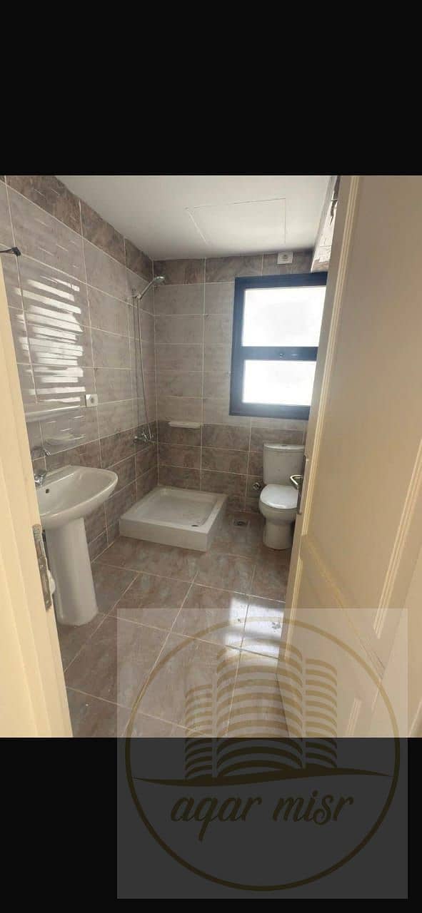 3 WhatsApp Image 2025-12-04 at 1.04. 35 PM (2). jpeg