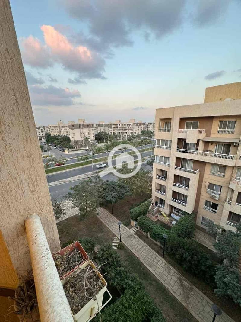 2 6baca8b7-b022-441b-931d-d5b54ab6104a. jpg