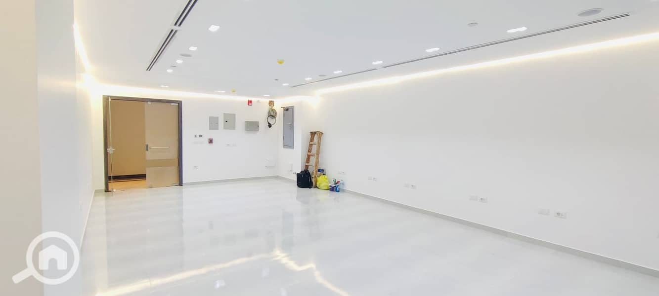 2 WhatsApp Image 2025-12-03 at 1.43. 34 PM (2). jpeg