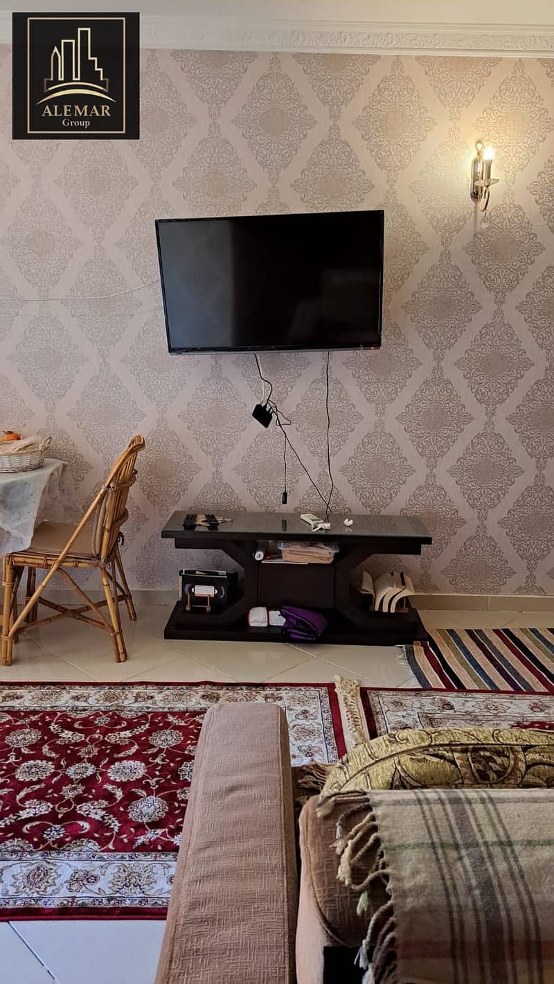 9 037baa60-fe39-49c9-ba96-01204f86aa91. jpg