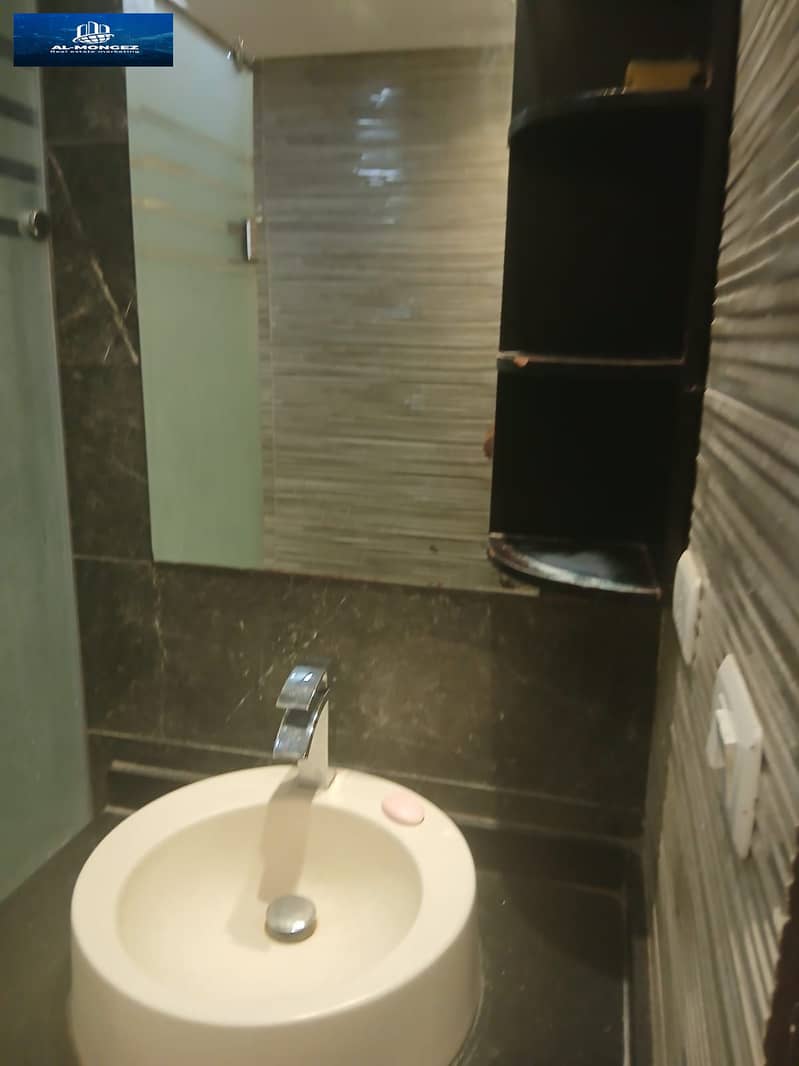 8 6ff1ed1a-591f-4638-bba4-55818873eb11. jpeg