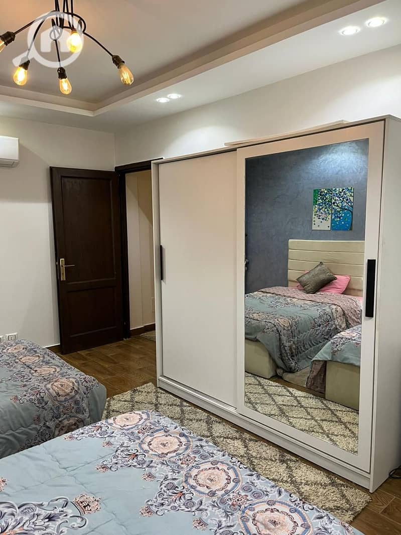 5 3ff13f14-c6c7-40ab-a8b9-39b5a298d694. jpeg