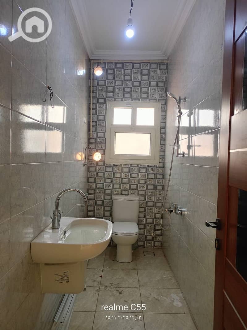 2 WhatsApp Image 2025-12-04 at 17.12. 16 (3). jpeg