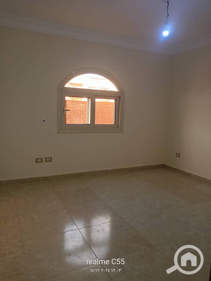 8 WhatsApp Image 2025-12-04 at 17.12. 15 (1). jpeg