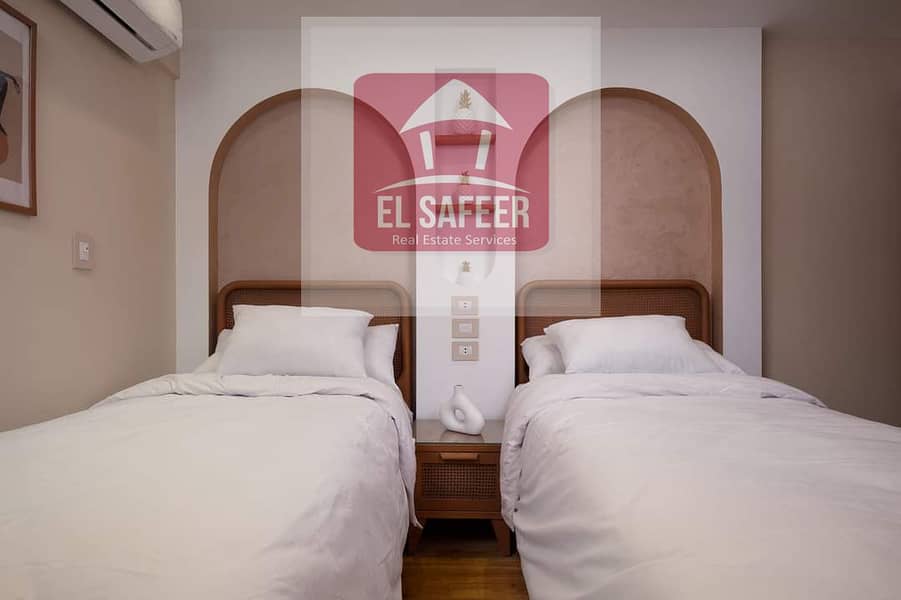 10 d33ee9f1-9e5f-47a3-adf0-669338ccf6aa. jpg