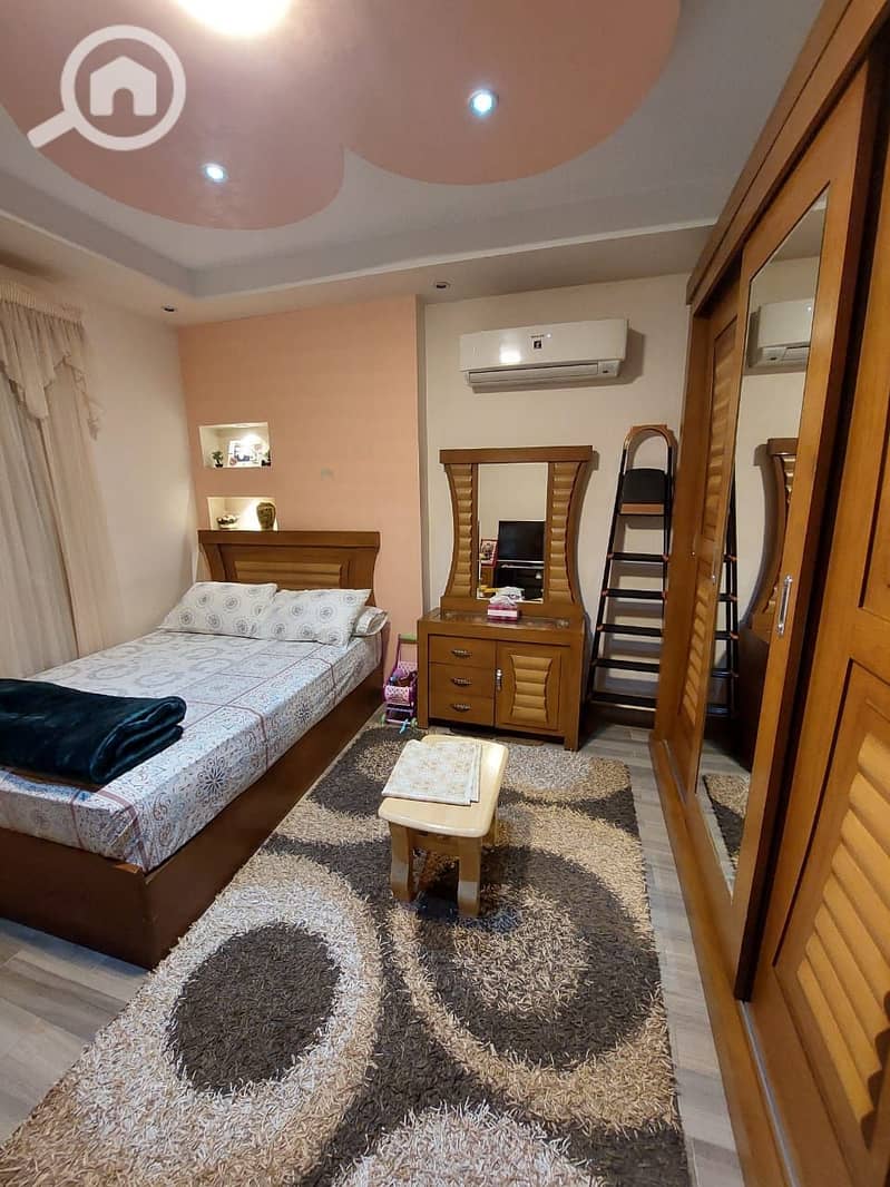 12 WhatsApp Image 2025-12-04 at 13.00. 25. jpeg