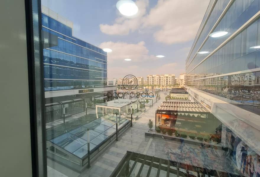 12 cc6c95be-d586-4889-a24c-a659ad4cfe01. jpg