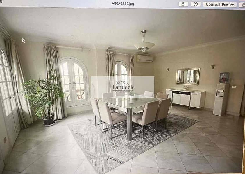 4 b6bc499a-7595-46f9-8ad6-60a6c72b0396. jpg