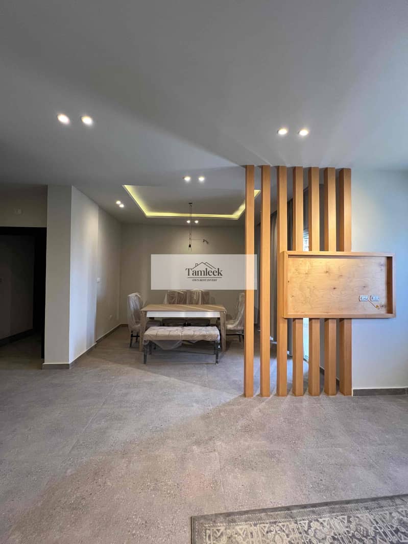 4 294c1461-de69-49a9-ad03-c2168a6b60ef. jpg