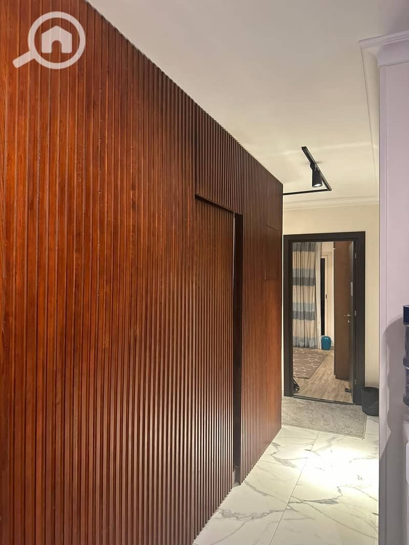 12 WhatsApp Image 2025-12-04 at 16.20. 03 (1). jpeg