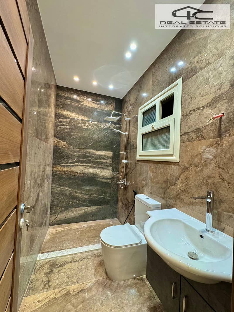 9 WhatsApp Image 2025-11-24 at 6.32. 39 PM (4). jpeg