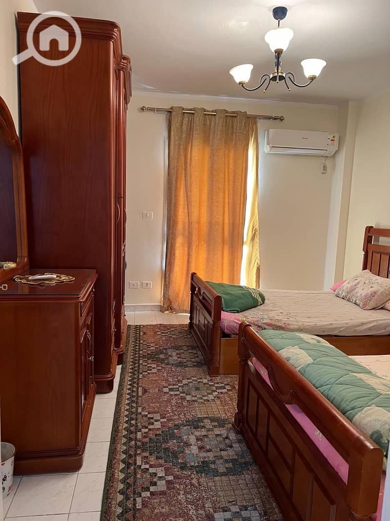 4 d7da6007-3816-4947-a30c-650d8992fcfa. jpeg