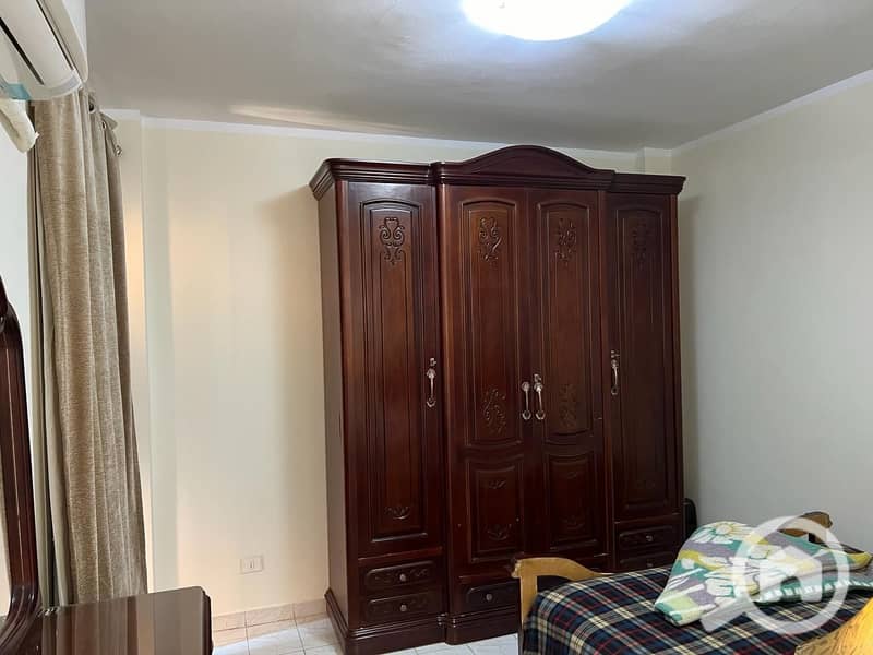 6 f13142d5-dad3-4762-90be-45e2d37512d4. jpeg