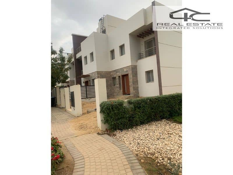 12 WhatsApp Image 2024-01-10 at 12.11. 27 PM (2). jpg