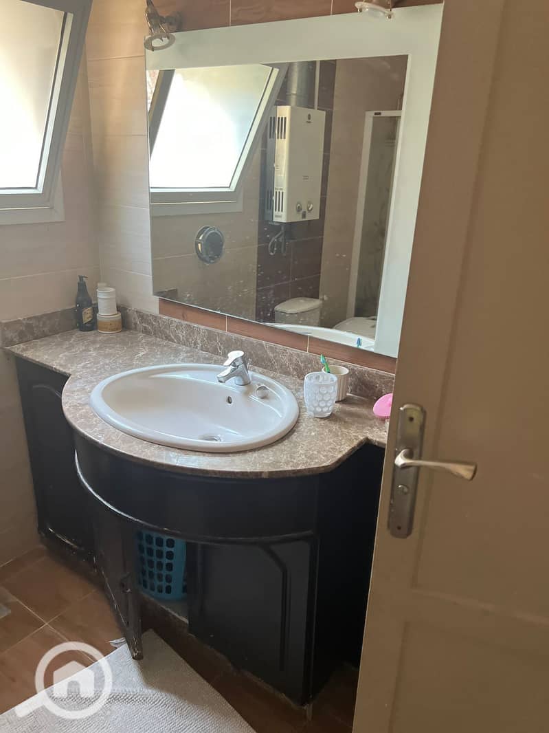 9 3d6f84b2-c0c0-471d-903b-4a402d83fa9c. jpeg