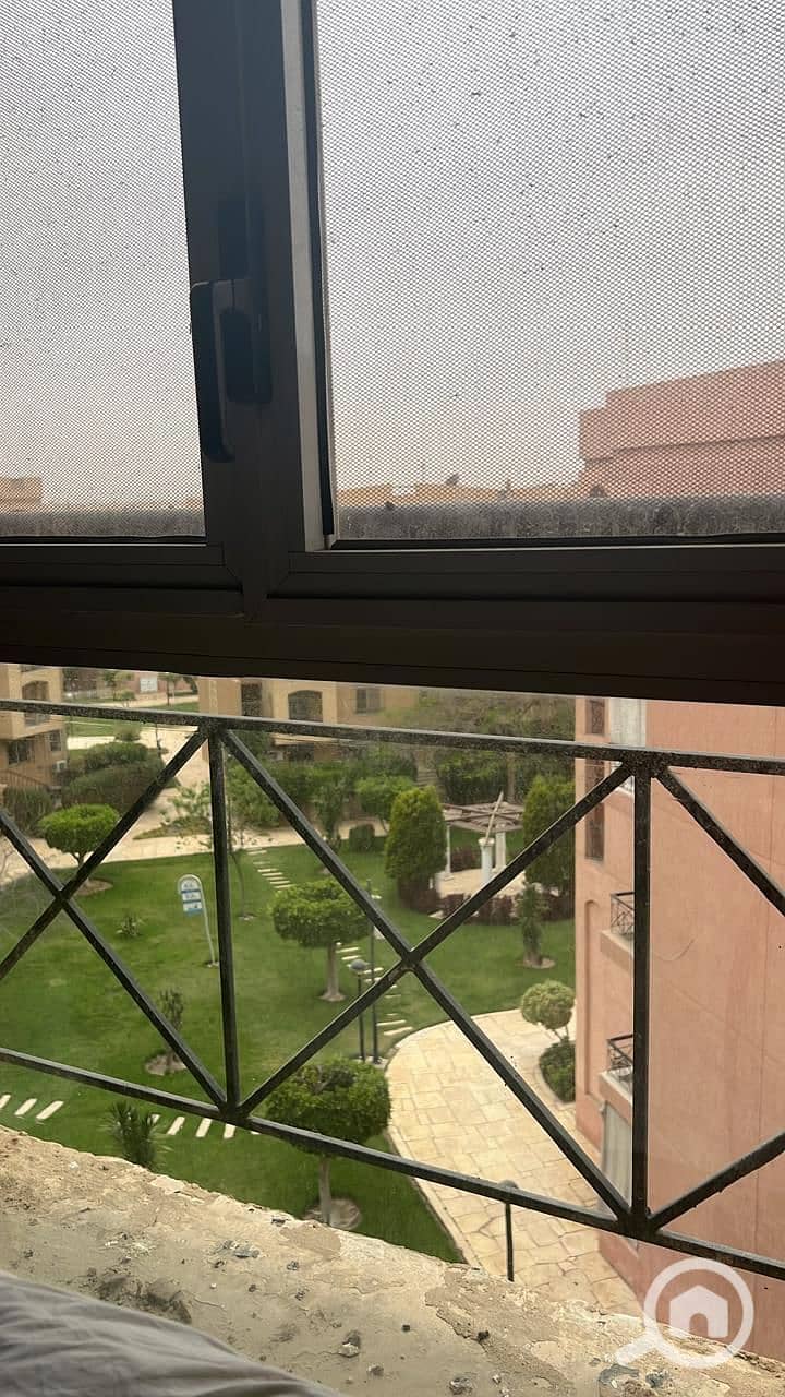 10 ce6aebee-f18c-4172-bf33-9cb6a62fa043. jpeg