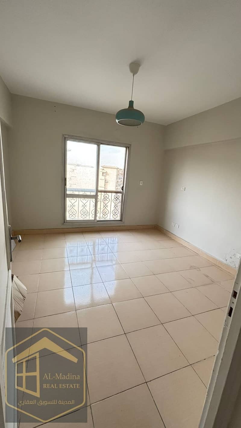 6 WhatsApp Image 2025-11-29 at 18.49. 49_4eebb093. jpg