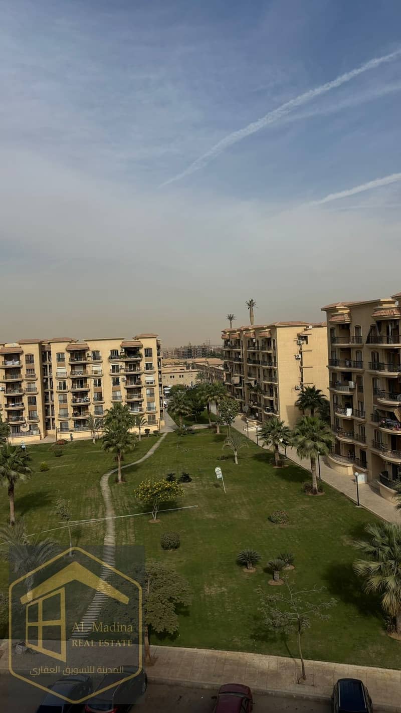 10 WhatsApp Image 2025-11-29 at 18.49. 50_517bcc93. jpg