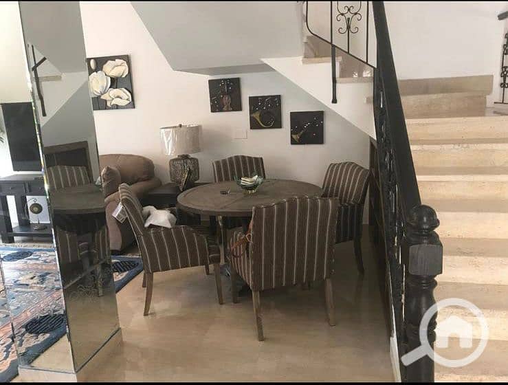 4 4f131c58-615a-4027-8470-52002b8c9f91. jpeg