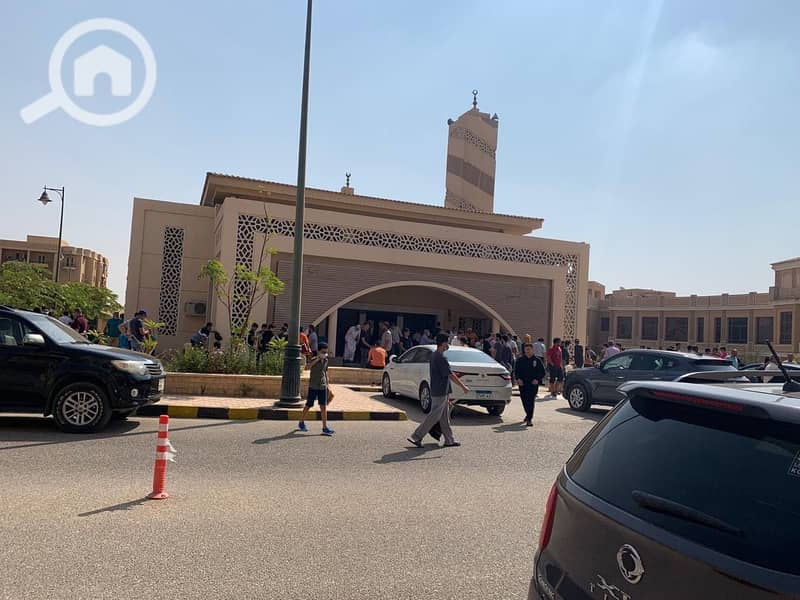 2 22e3e68a-f097-495e-b8e7-8f734c1954da. jpeg