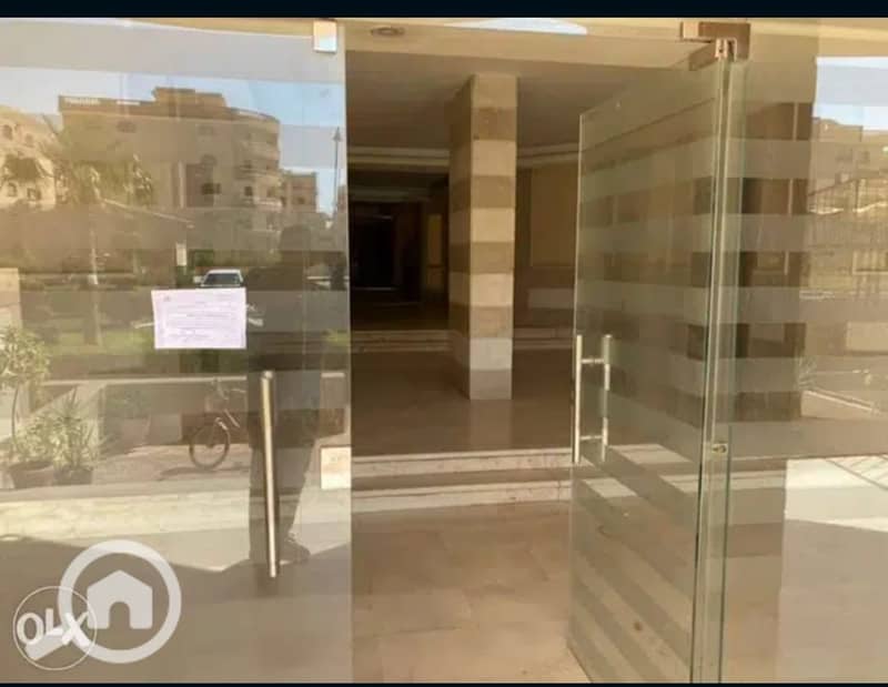 3 0e8d906c-12aa-4cef-a65b-83e214fa9217. jpeg