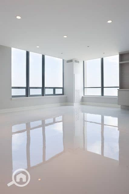 18 download (26). jpeg