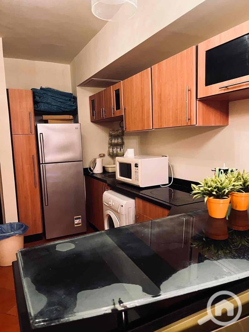 4 3eba1c59-d5cf-4507-8036-d0550f61e3d7. jpg